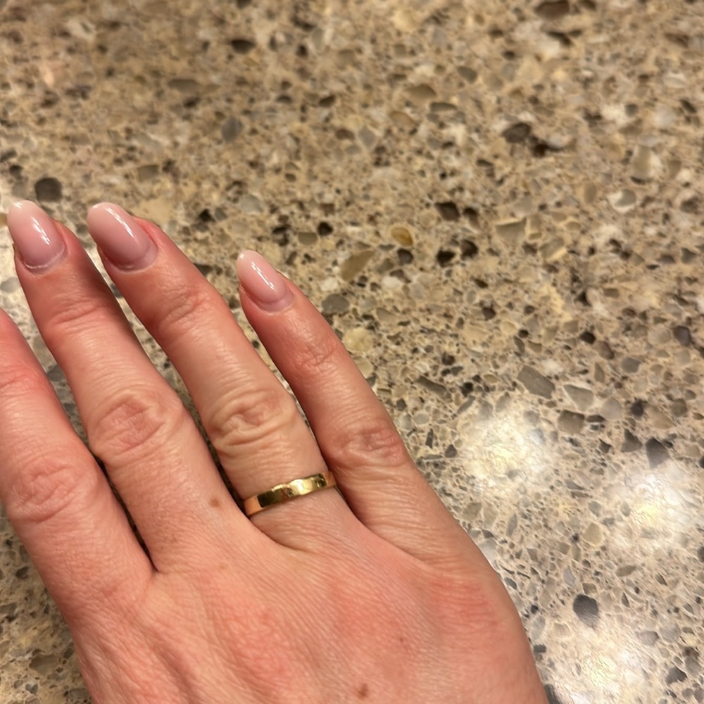 【MEJURI】スタッカーリング 1mm【14K Gold】 14k Gold Handcrafted Gemstone Trillion Stacker Ring